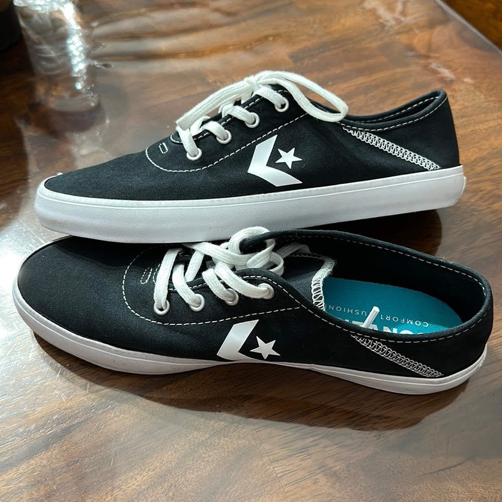 Converse comfort cushioning like new Sz 7.5